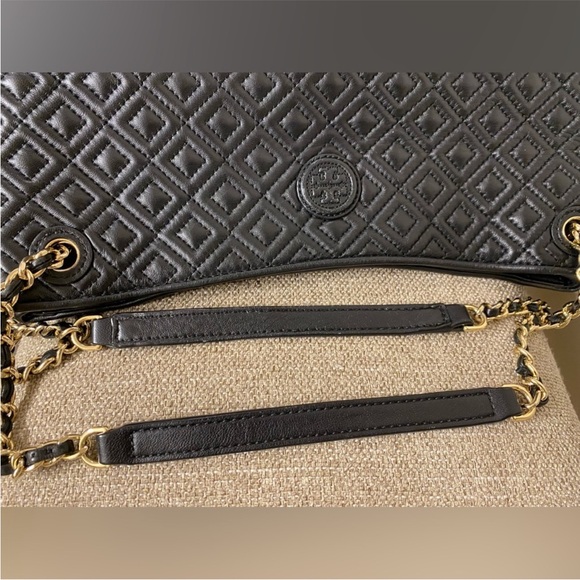 💯Tory Burch Marion Chain Slouchy Tote in Black - Picture 6 of 12